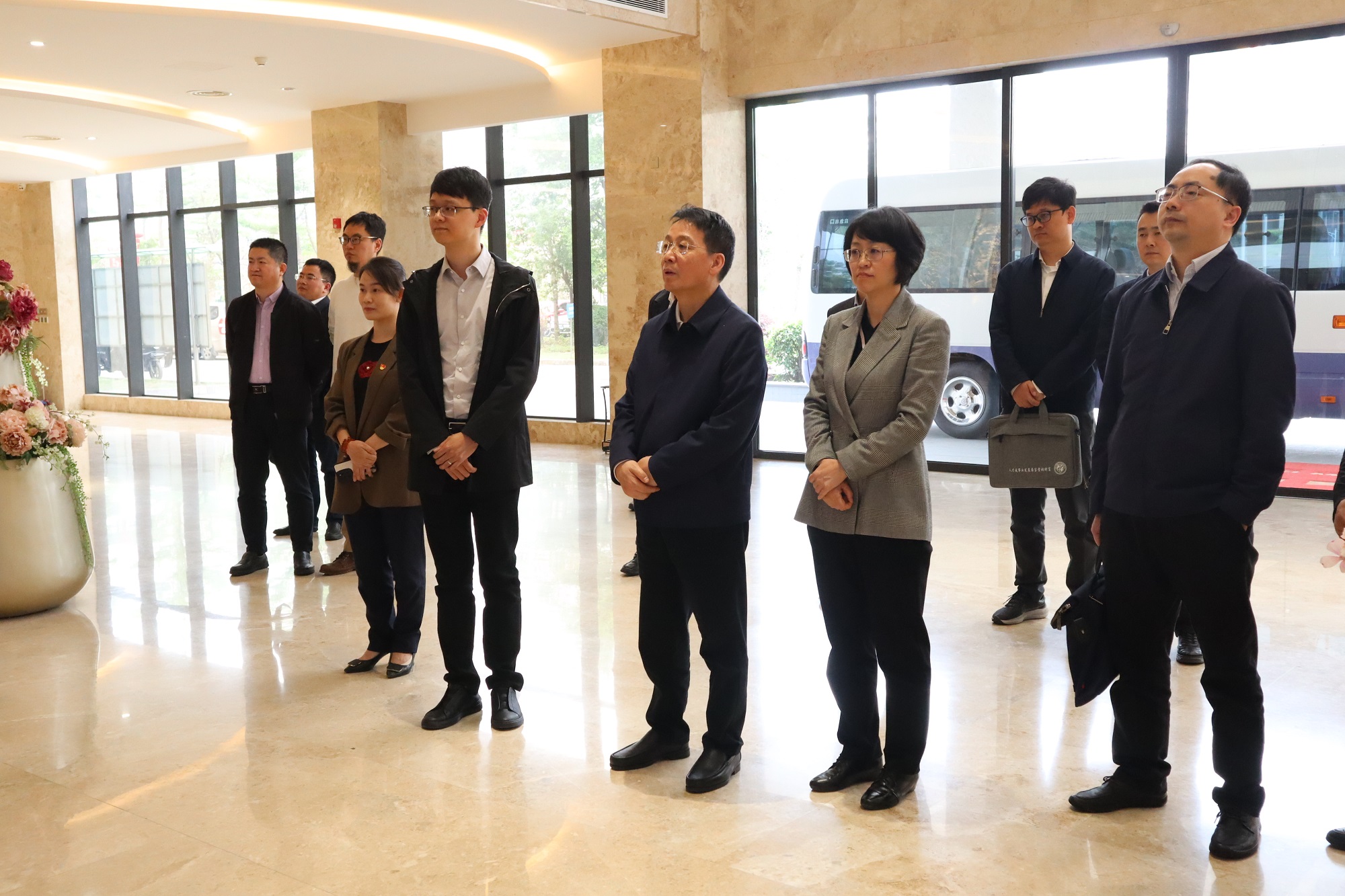 2023年3月30日，全国工商联党组成员、副主席杨佑兴一行莅临球速体育网页版,球速体育（中国）官方在线登录考察交流